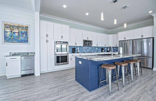 Gulf Shores House | Get Together 5 bedroom lock out Gulf Shores Vacation Retreat! Pool Hottub By Prickett Properties