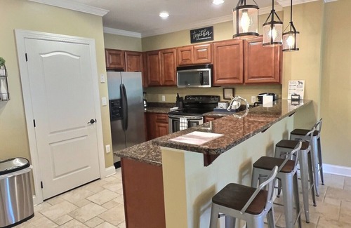 Gatlinburg Condo | Get your vacations booked now, days are filling up fast! Downtown Gatlinburg