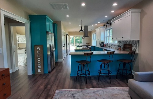 Buchanan House | Getaway and relax! Enjoy the James River with mountain views!