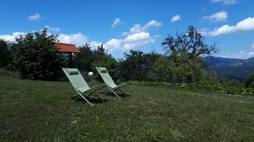 Bostanj House | Getaway "At the three lights"