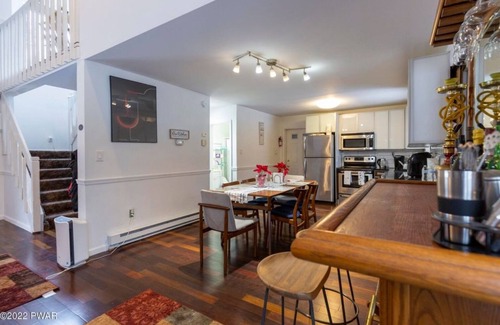 Tobyhanna House | Getaway Pocono Country Home
