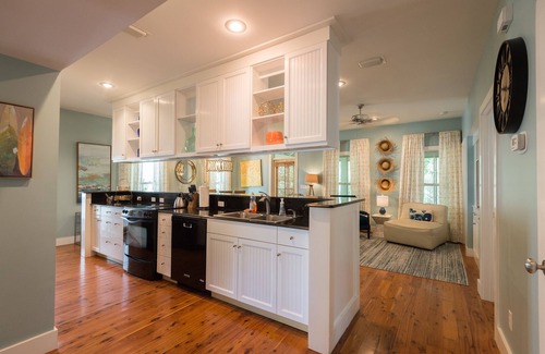 Seacrest House | Getaway to Florida's scenic 30A, close to beach/pool! Great fall rates available