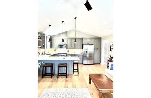 Napa Cottage | Getaway to Napa Valley