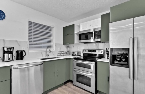 Boulevard Heights House | Getaway Vacation Home with Pool Near HardRock