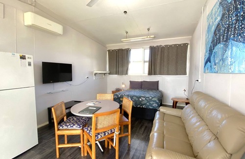 Exmouth Apartment | Getaway Villas Unit 38-10 - comfort on a budget