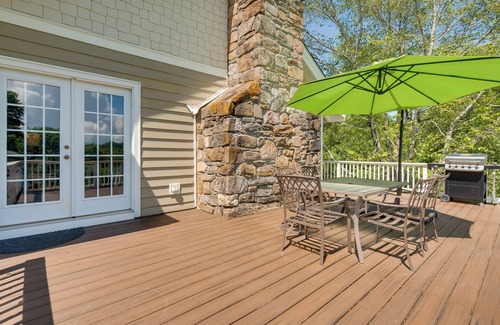 Glenville Cottage | Getaway w/Guest House - 6 Mi to Lake Glenville!