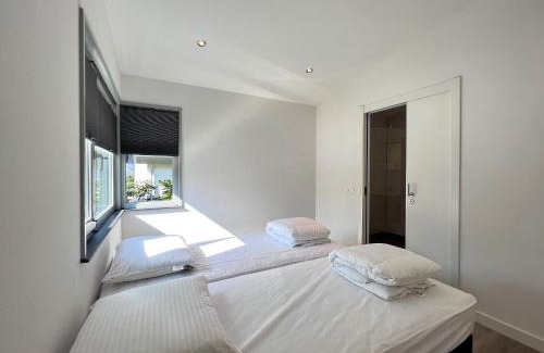 Dirkshorn House | Getaway with Garden & Comfort