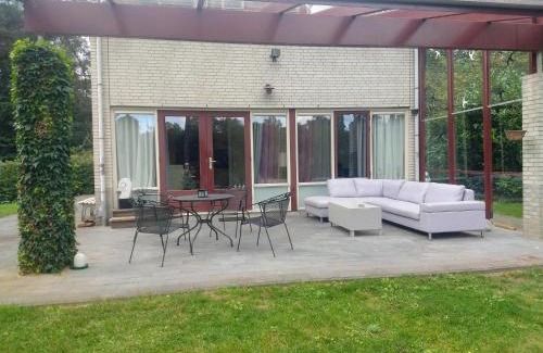 Halle House | Getaway with Garden in Gelderland, cleaning included