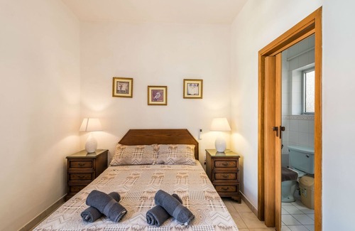 St. Paul's Bay Apartment | Getawaysmalta - Bayview Apartment in St Paul's Bay