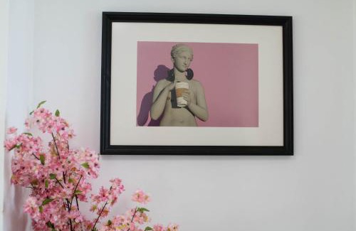 Kerem HaTeimanim Apartment | Geula 1