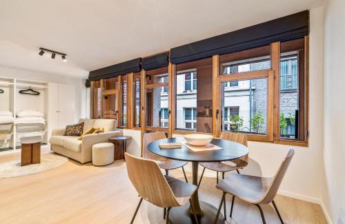 Patershol Apartment | Gezellig & Centraal - 4 Persoons Gentse Studio