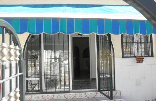 El Chaparral Apartment | Gezellige ruime woning, twee verdiepingen