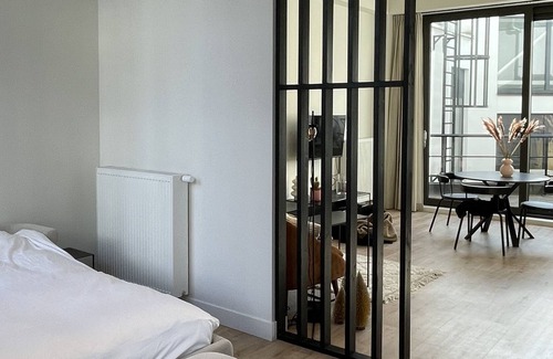 Schipperskwartier Apartment | Gezellige Studio met Terras in Hartje van Antwerpen