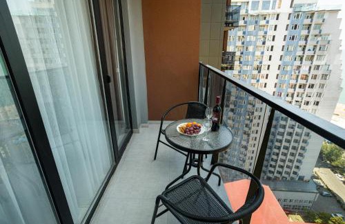 New Boulevard Apartment | GG LuxLiving at Panorama Beach