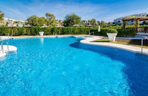 New Golden Mile Apartment | GH-Modern 2 bed apartment with Pool in Estepona