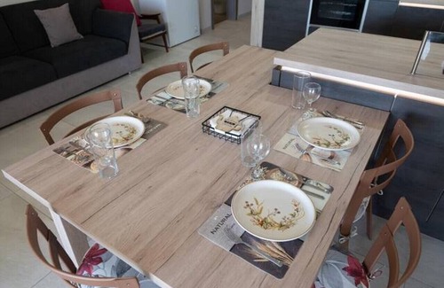 Ghajnsielem Apartment | Ghajnsielem 4BR Home with Wifi, AC and comfy beds!