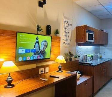 Greater Noida Bed & Breakfast | GHAR near expo mart With a City-View balcony