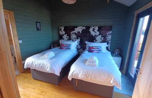 Rothesay Apartment | Ghillie's Croft Cabin, Rothesay