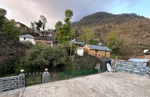 Sidhpur Bed & Breakfast | Ghonslaa Kharota