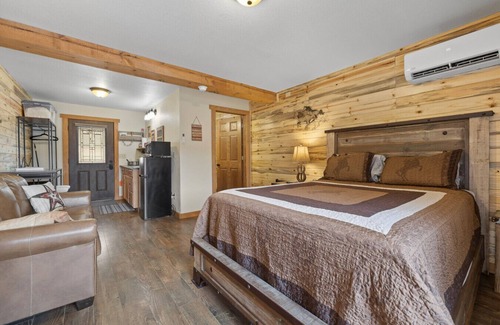 Hermosa Cabin | Ghost Canyon Getaway Unit #2