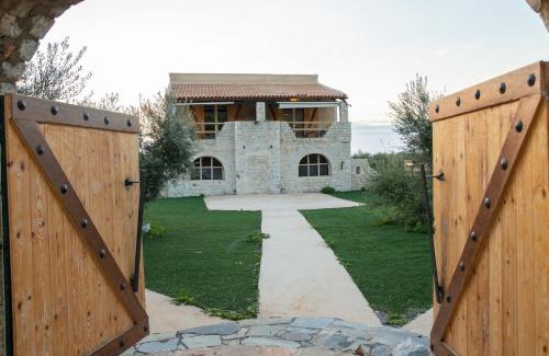 Omales House | Gi - Ktima Xymitadi, Lovely 2 bedroom Mezonette
