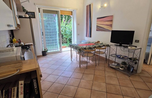 Gianicolense Apartment | Gianicolo a stone's throw from Trastevere and Vatican with terrace