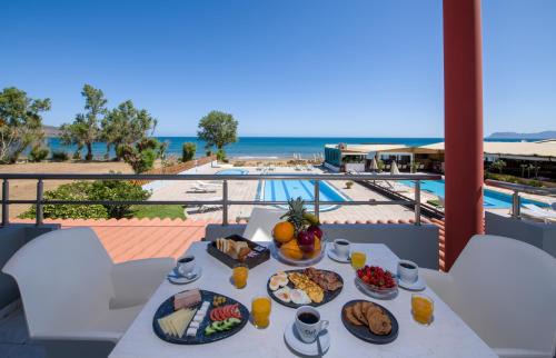 Kato Stalos Apartment | Giannarakis Beach