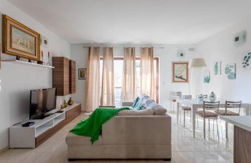 Pieta Apartment | Gianni Holiday Home