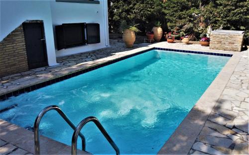 Aegina Apartment | Gianni's village home