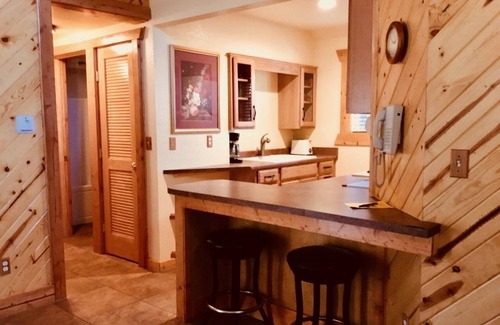 Running Springs Cabin | Giant Oaks Lodge - Two Bedroom Family Cabin 114