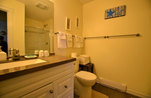 Regional District of Nanaimo Bed & Breakfast | Gibralter Rock Ocean View B&B