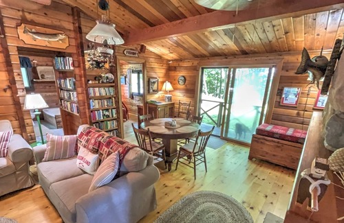 Rideau Lakes House | Gibson Island- Newboro Lake