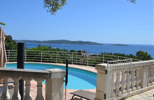 Giens House | Giens peninsula, panoramic view of Porquerolles