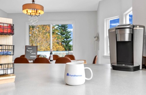 Freeland House | Gigantic 6b3b Home | Water View+Hot Tub+Game Room