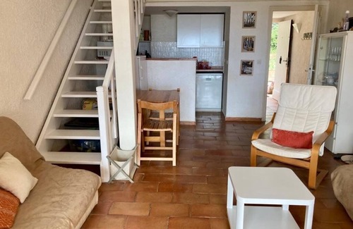 La Croix-Valmer Apartment | Gigaro- balcony with beautiful sea views