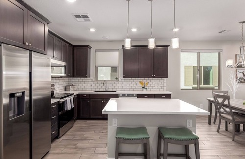 Chandler House | Gila Haven: Pool-Spa-Garage-BBQ-Gated Community-YouTubetv