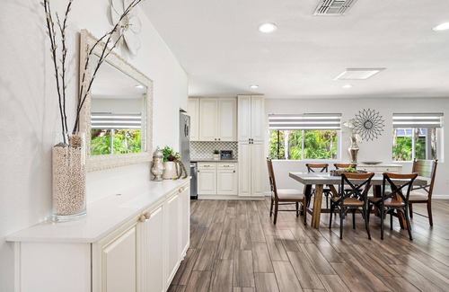 Gilbert House | Gilbert Home, Walk to Downtown, Restaurants, Nightlife 10+ location!