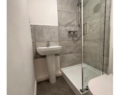 Leith Apartment | Giles Apart