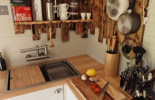 Helford Passage Cabin | Gillan Creek Retreat is set in a private meadow on the Lizard Peninsula