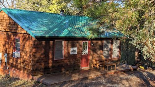 Pinehurst Ski Chalet | Gilmore Cabin