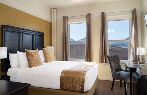 Ketchikan Hotel | Gilmore Hotel, Trademark Collection by Wyndham