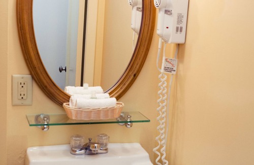 Ketchikan Hotel | Gilmore Hotel, Trademark Collection by Wyndham
