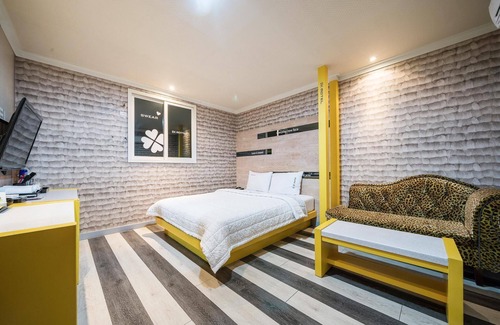 Gimcheon Hotel | Gimcheon EX