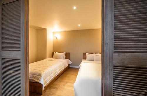 Jangyu-myeon Hotel | Gimhae Jangyu Show