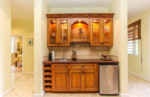 Estate River Villa | Ginger Fancy - 5BR on a Golf Course with a Pool!