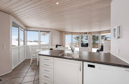 Remmer Strand House | "Ginny" - 300m to the inlet by Interhome