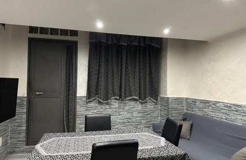 Old Town Apartment | Giordana house