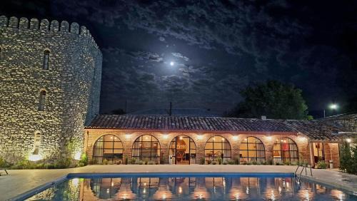 Vedzebi Hotel | Giorgi Ushikishvilis Chateau-Marani