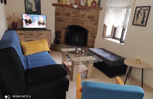 Psinthos House | Giotas house