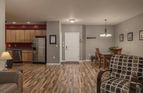 Alyeska Condo | Girdwood Condo · 2 Bedroom Condo w/Hottub! In the Heart of Girdwood